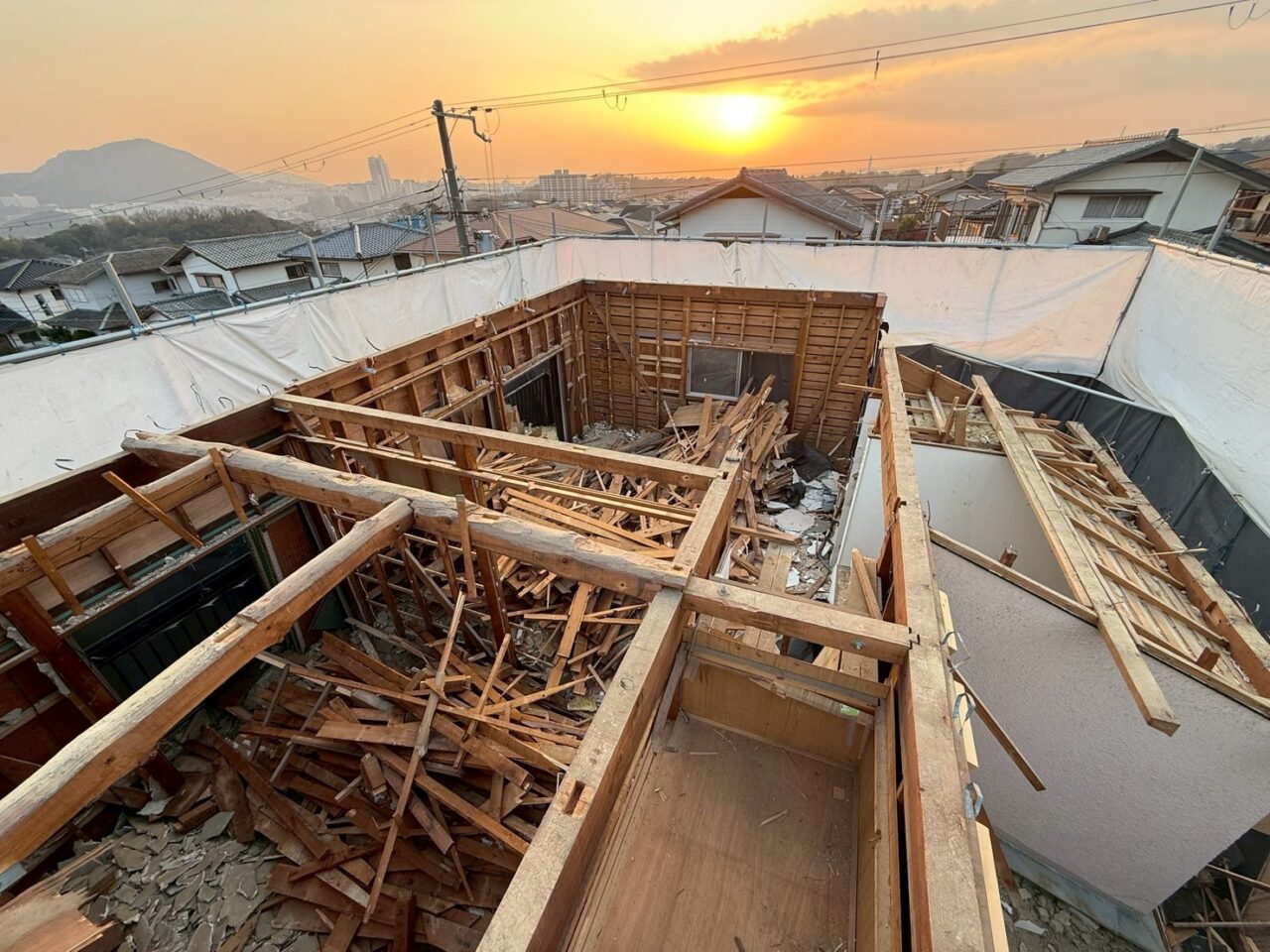 【解体工事】若草町　木造二階建て　解体中-3